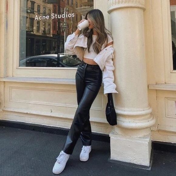 Aritzia Wilfred The Melina Black Vegan Leather Straight Leg Pant Size 10 - Picture 2 of 12